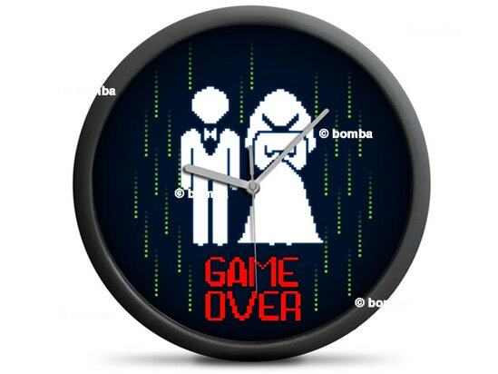 Wanduhr Game Over