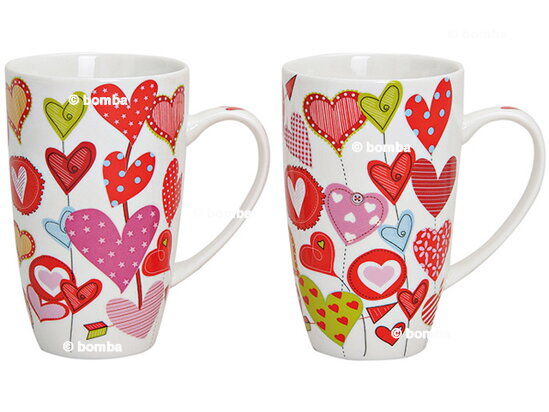 Große Kaffeetassen mit Herzen 2-er Set