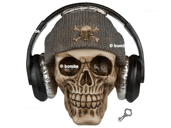 Spardose Totenkopf mit Mütze und Kopfhörern